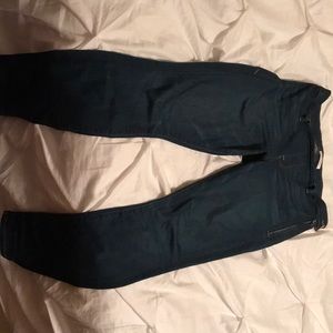 Size 12/31 GOOD AMERICAN jeans!